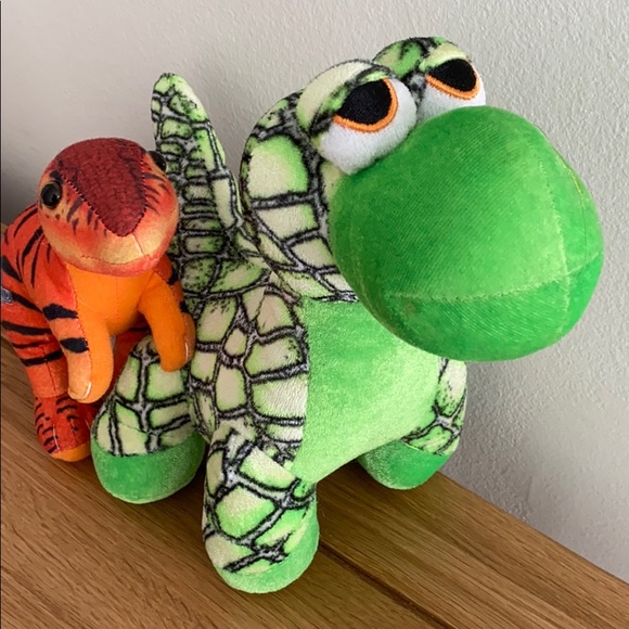 Two Dinosaurs - Picture 3 of 4